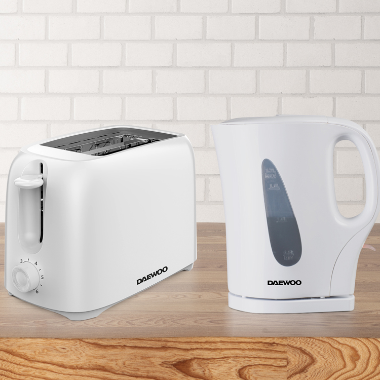 Daewoo White Essentials 1.7L Kettle & Toaster Set