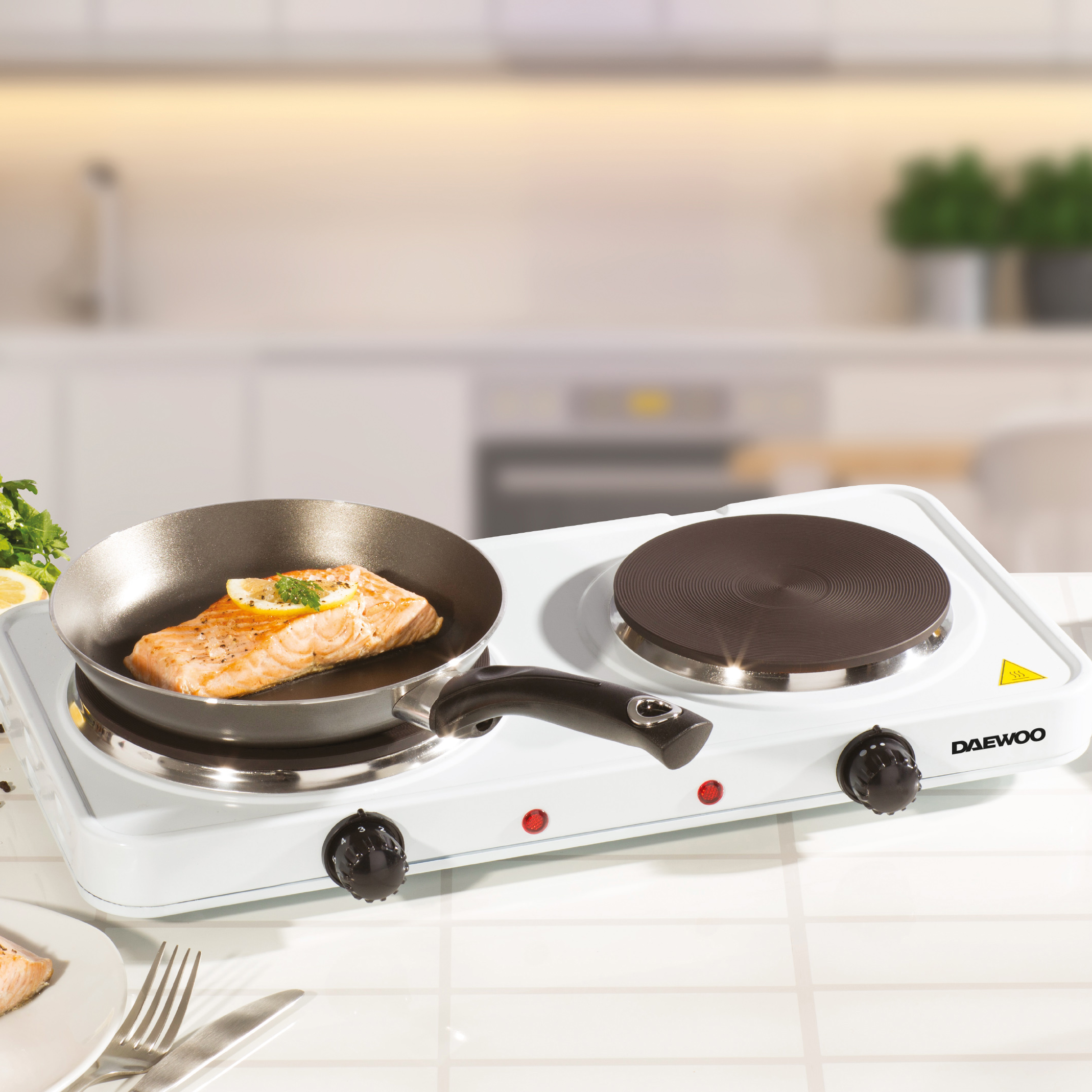 Daewoo Essentials 2500W Double Hotplate