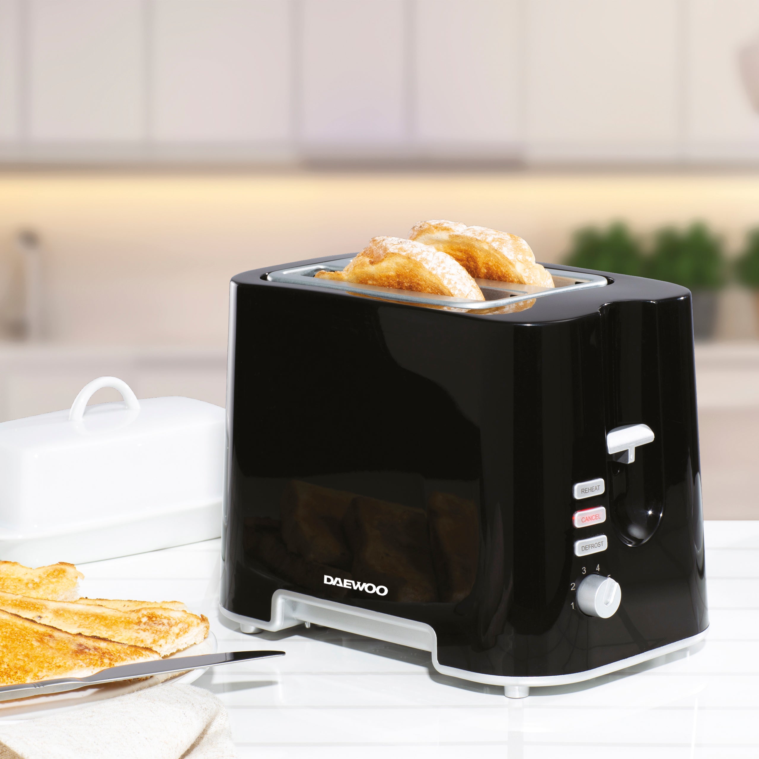 Daewoo 2-Slice Black Toaster