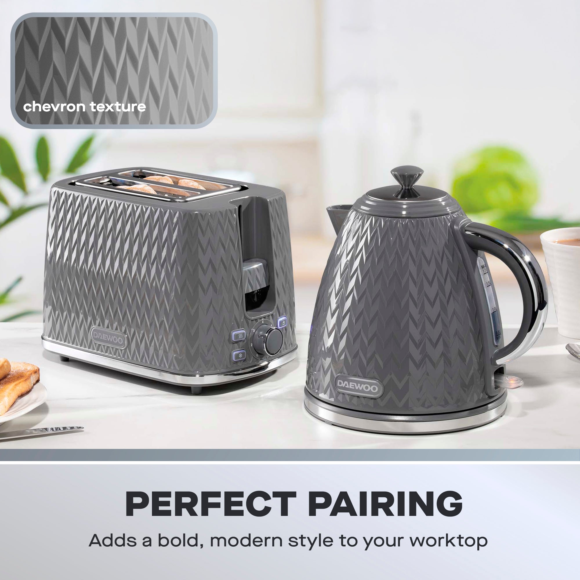 Daewoo Dark Grey Argyle Kettle & 2 Slice Toaster Set