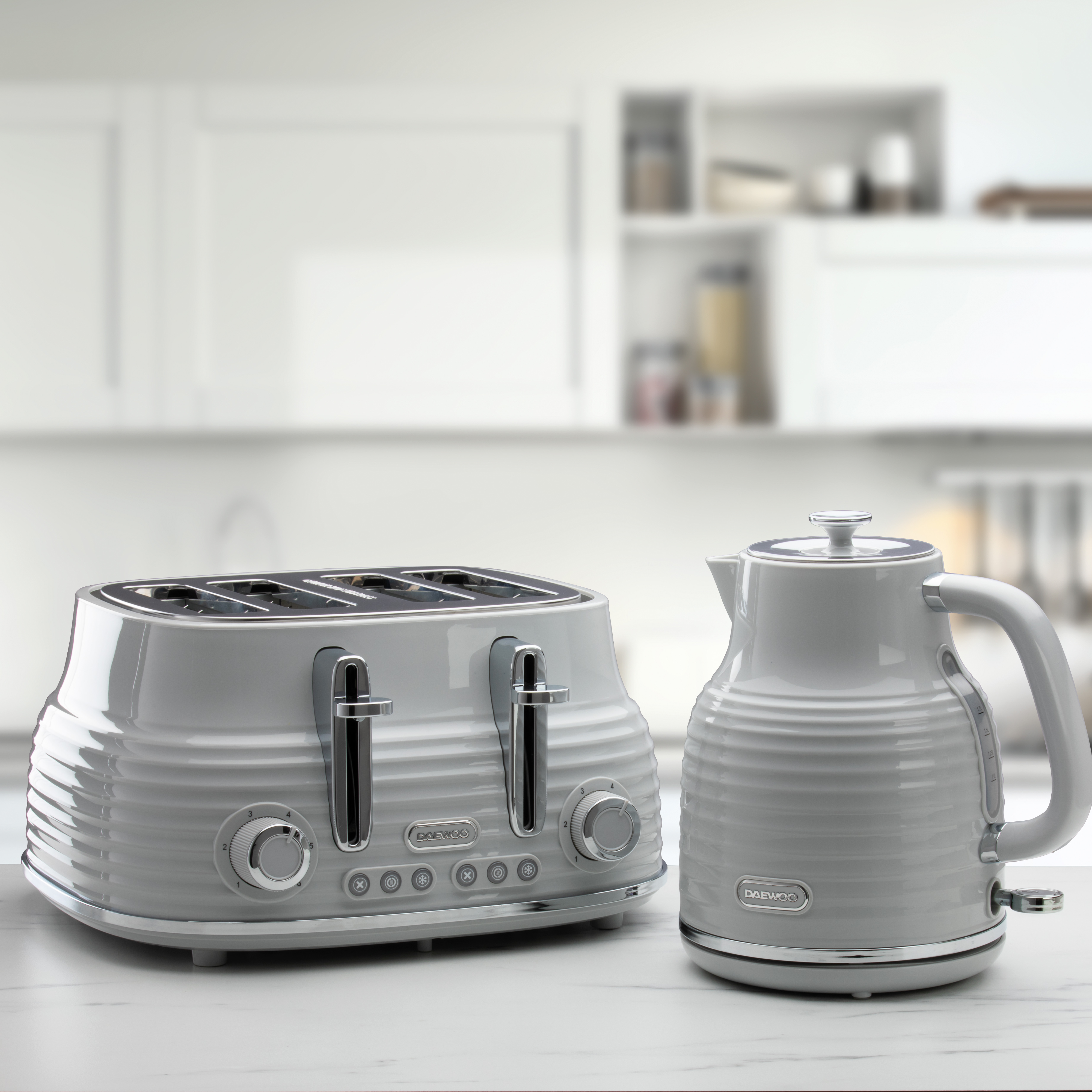 Daewoo Grey Sienna 4 Slice Toaster