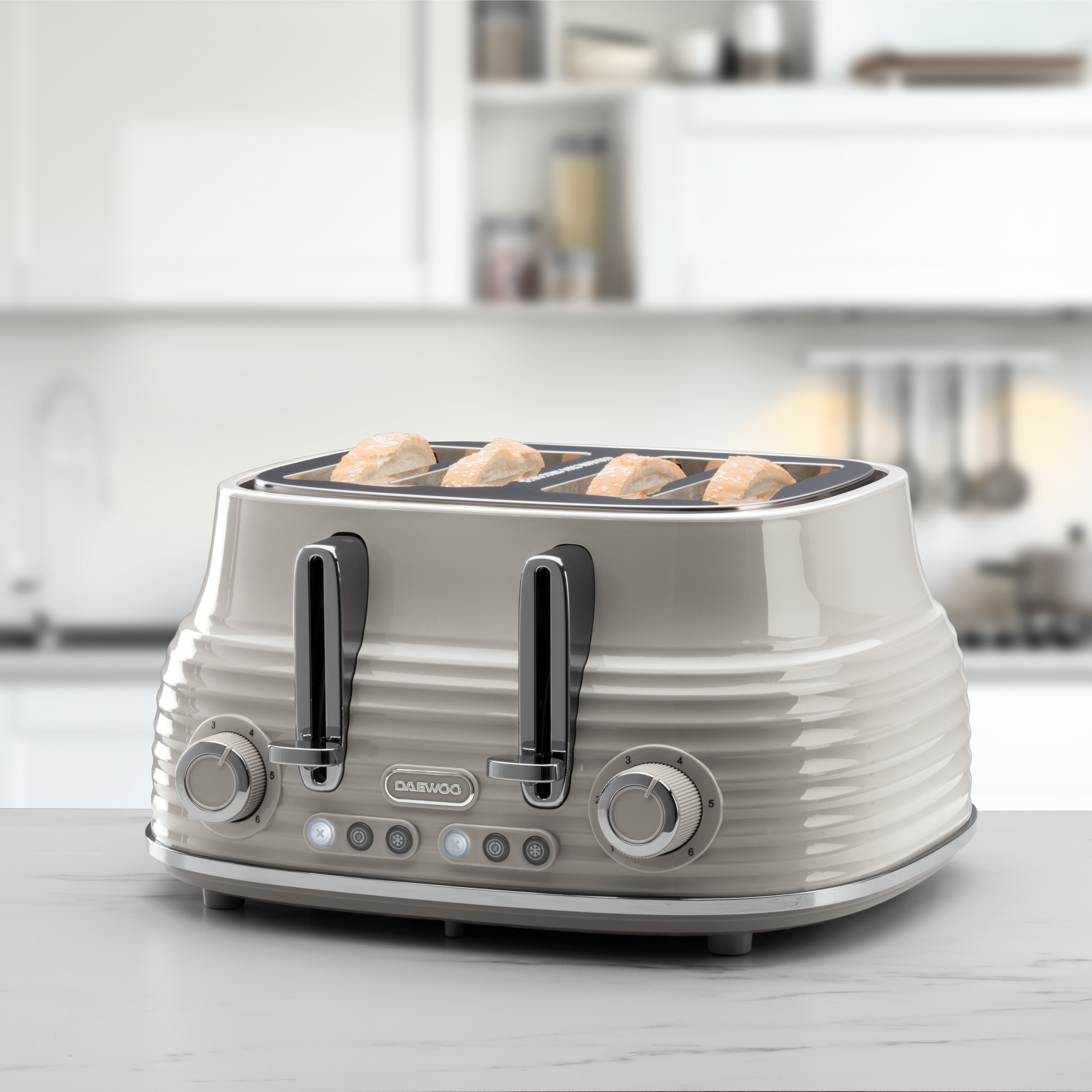 Daewoo Taupe Sienna 4 Slice Toaster