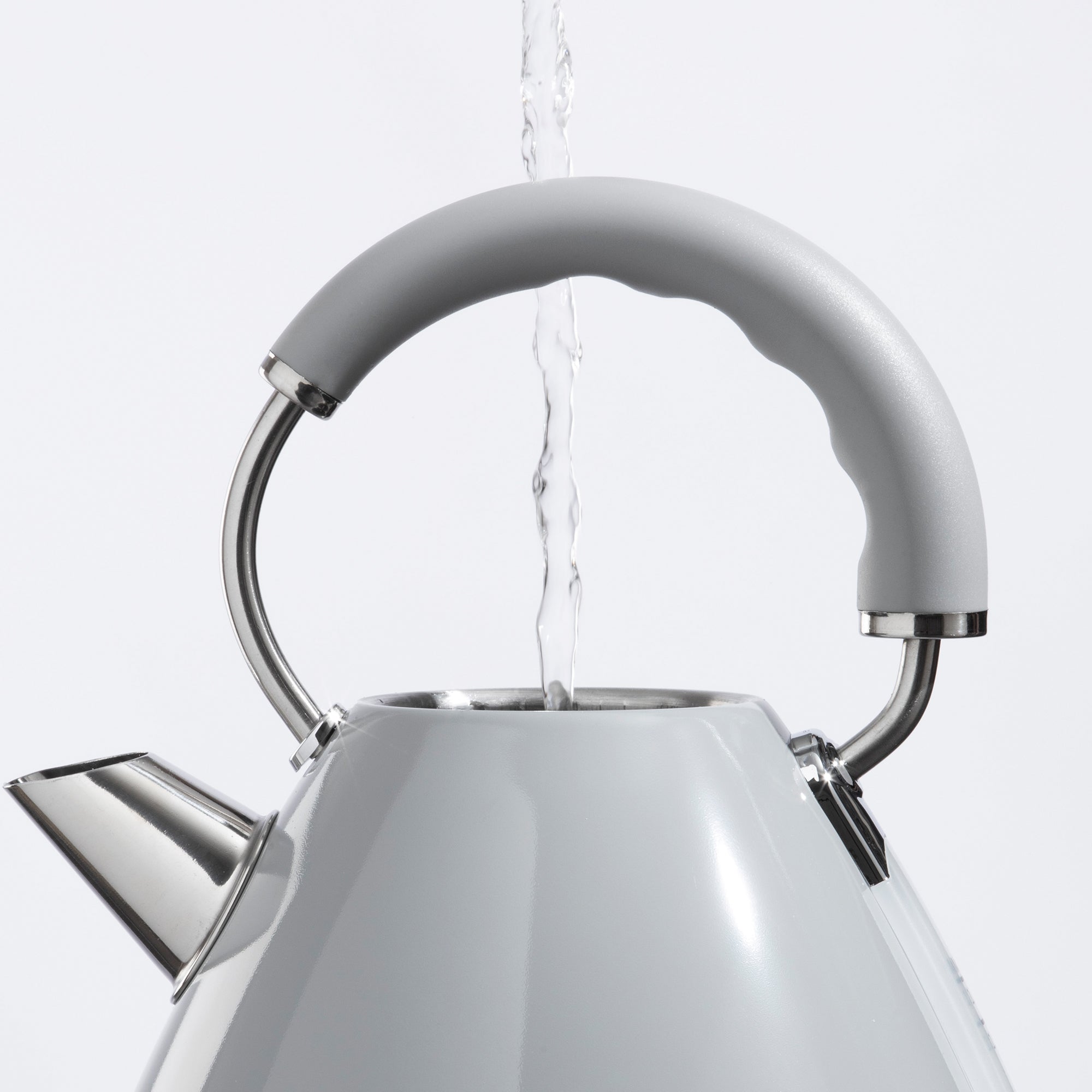 Daewoo Grey Kensington Pyramid Kettle & 2-Slice Toaster Set