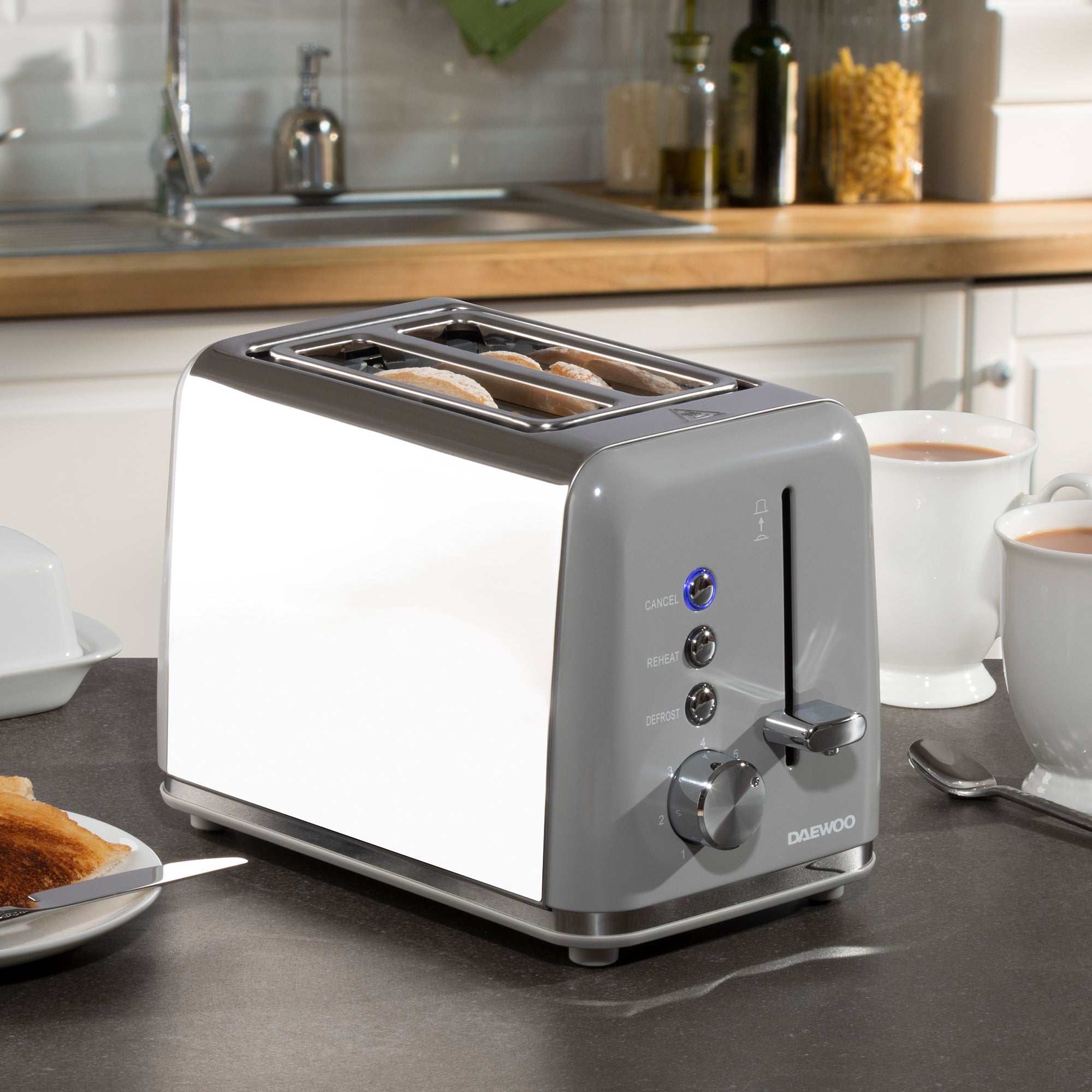 Daewoo Grey Kensington Pyramid Kettle & 2-Slice Toaster Set