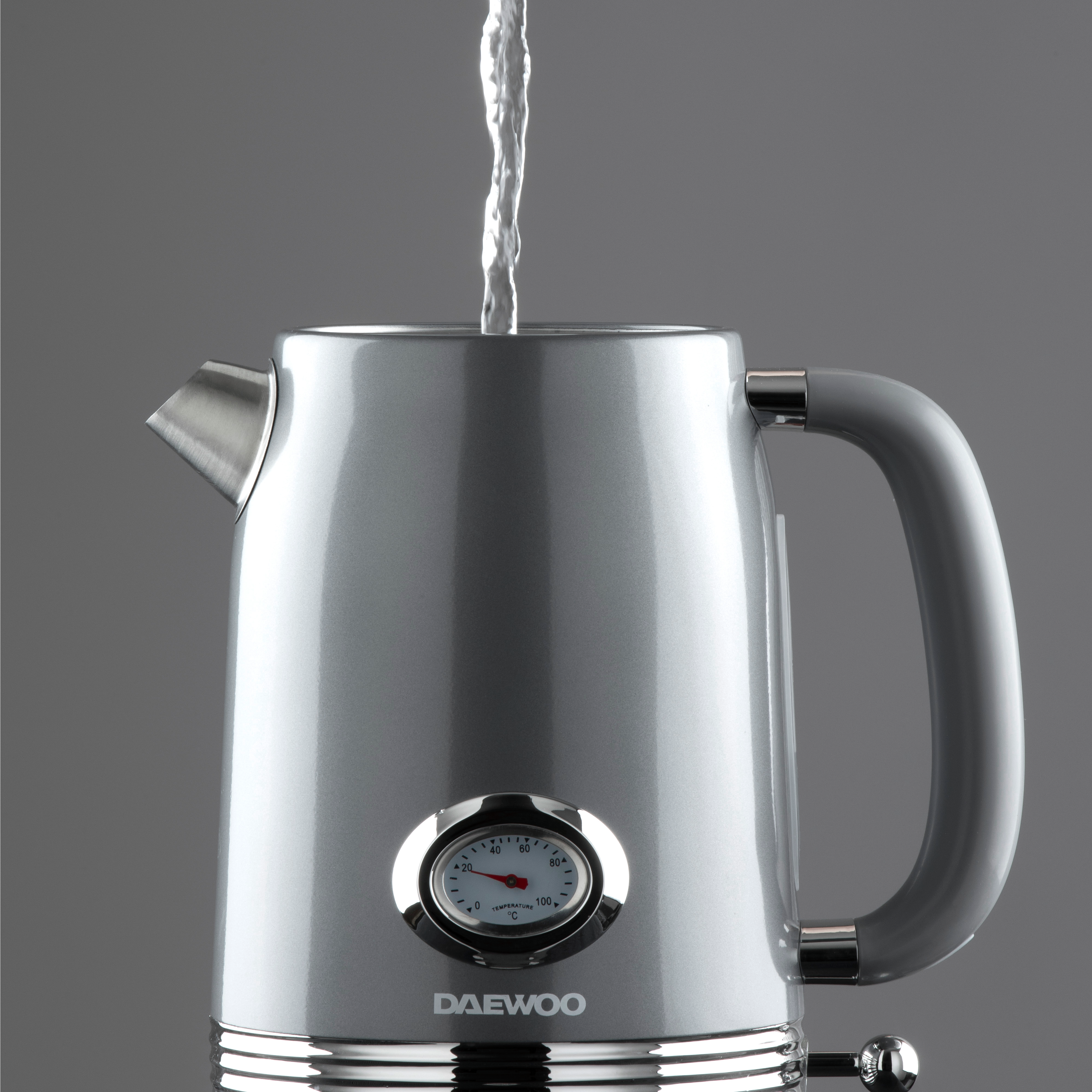 Daewoo Smoked Grey Denver Jug Kettle & 4 Slice Toaster Set