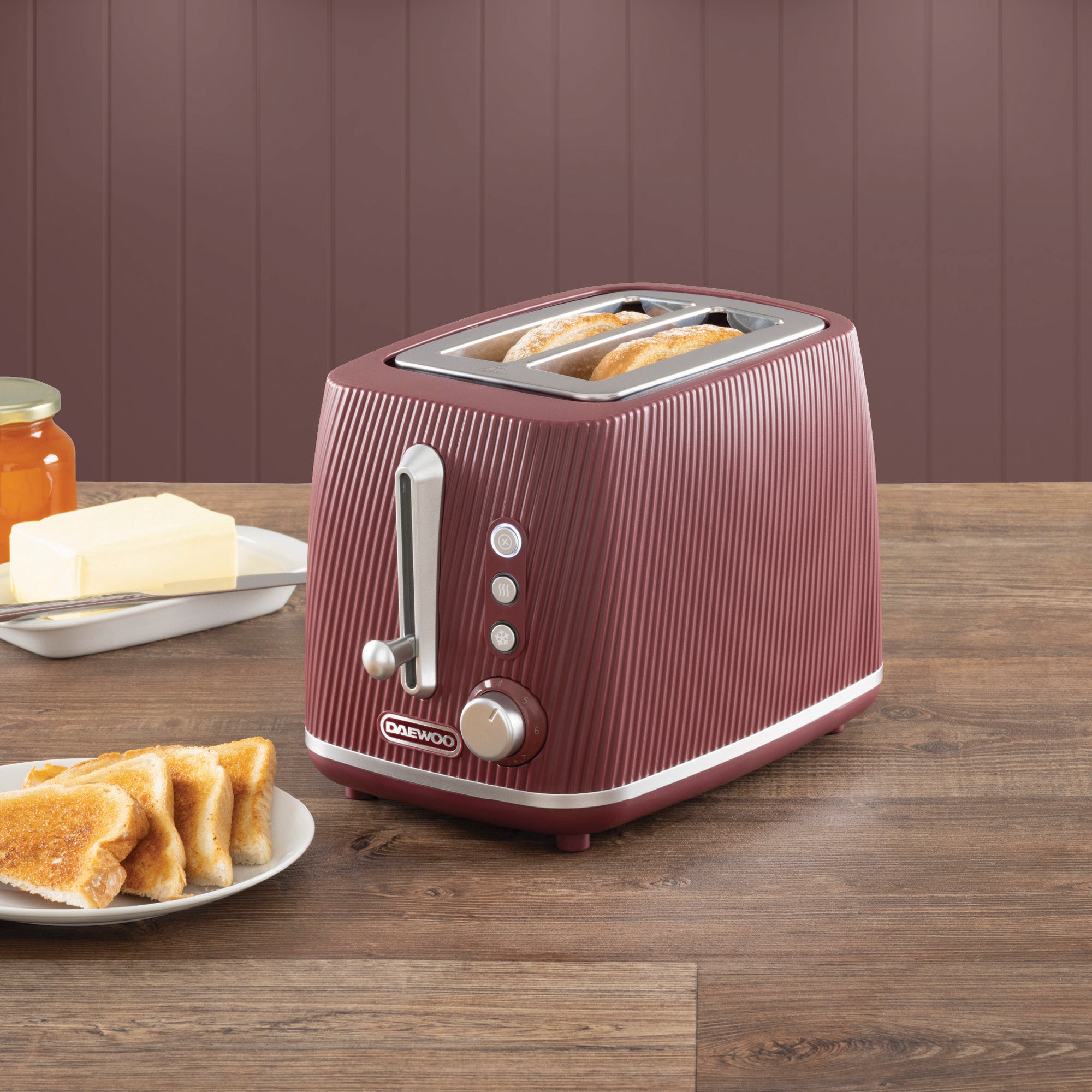 Daewoo Ruby Red Cascade 2 Slice Toaster