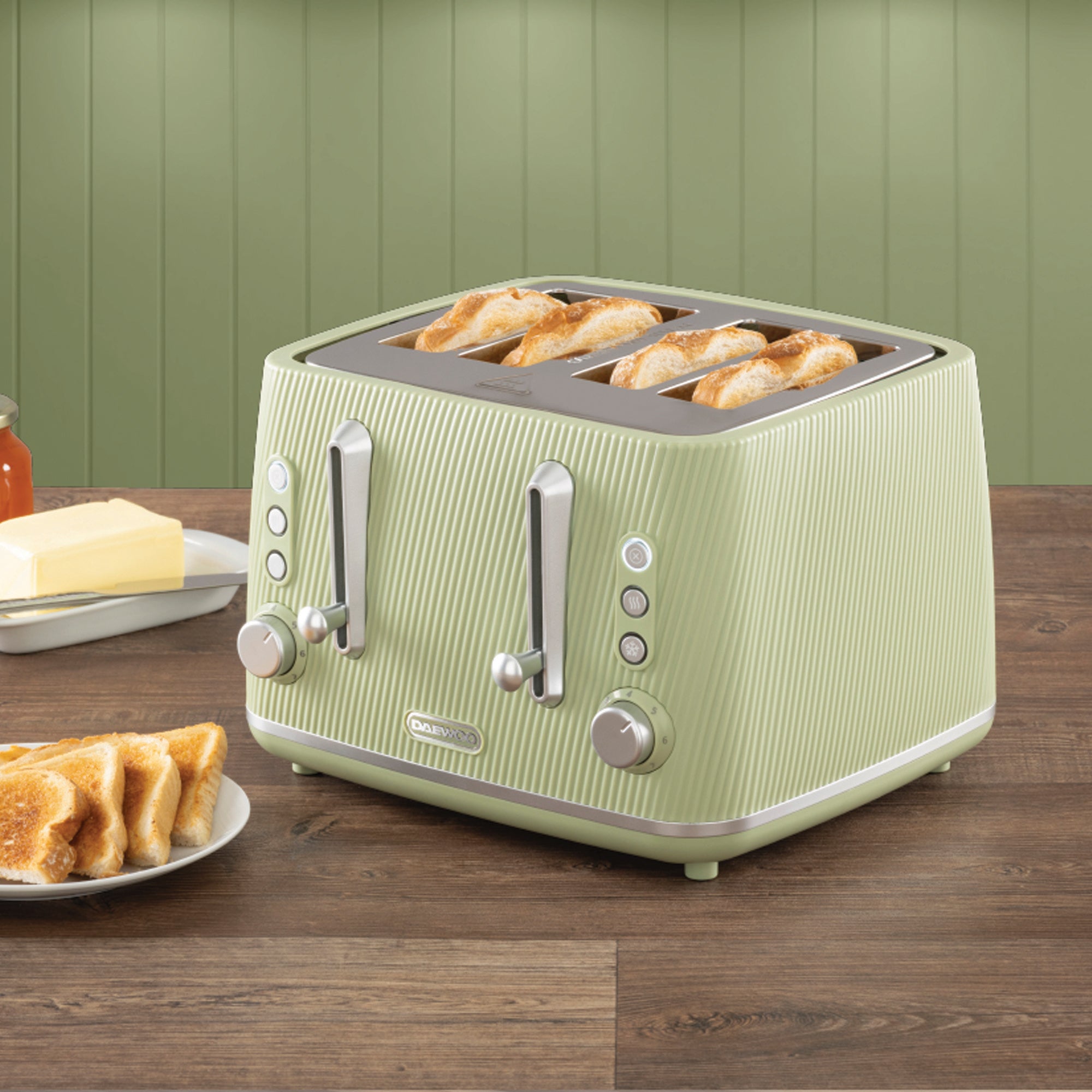 Daewoo Sage Green Cascade 4 Slice Toaster