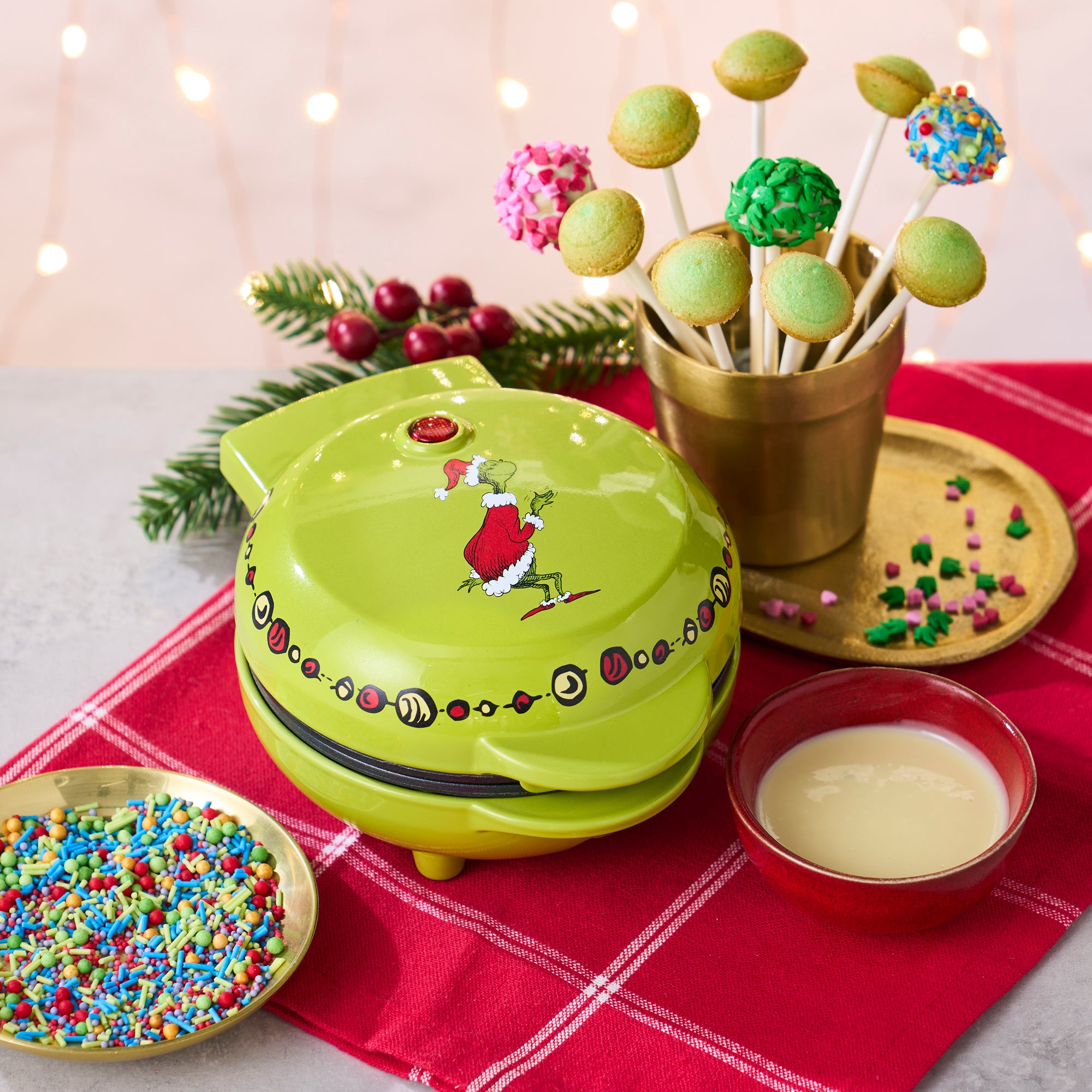 The Grinch™ Cake Pop Maker, Green