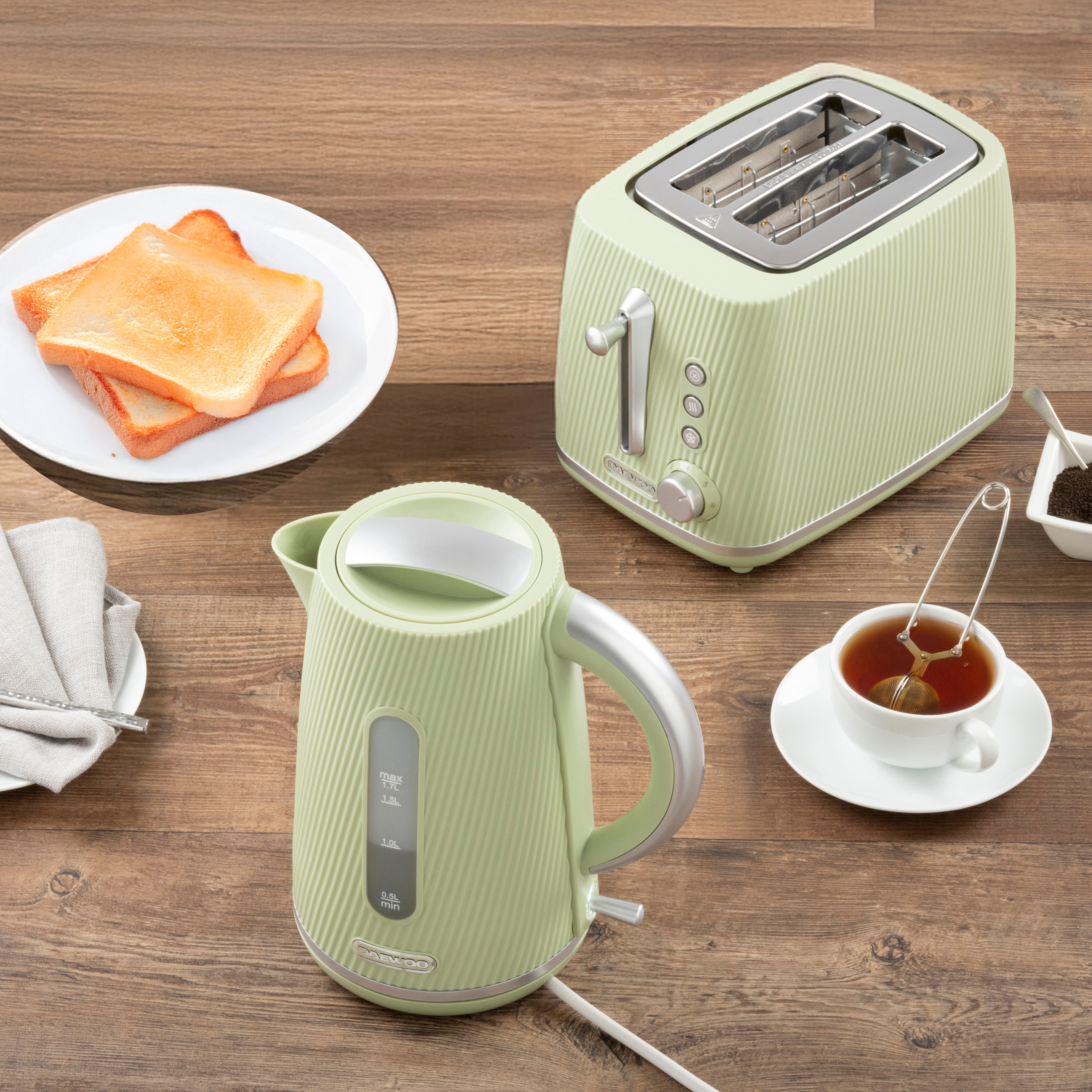 Daewoo Sage Green Cascade Jug Kettle & 2-Slice Toaster Set